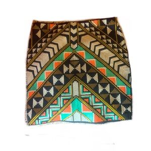Stunning short skirt with sequins